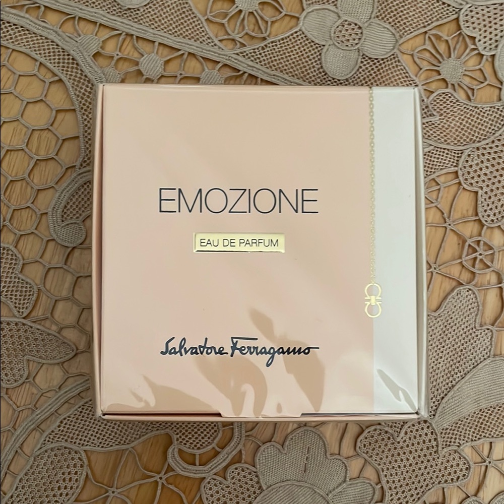 Salvatore Ferragamo Emozione